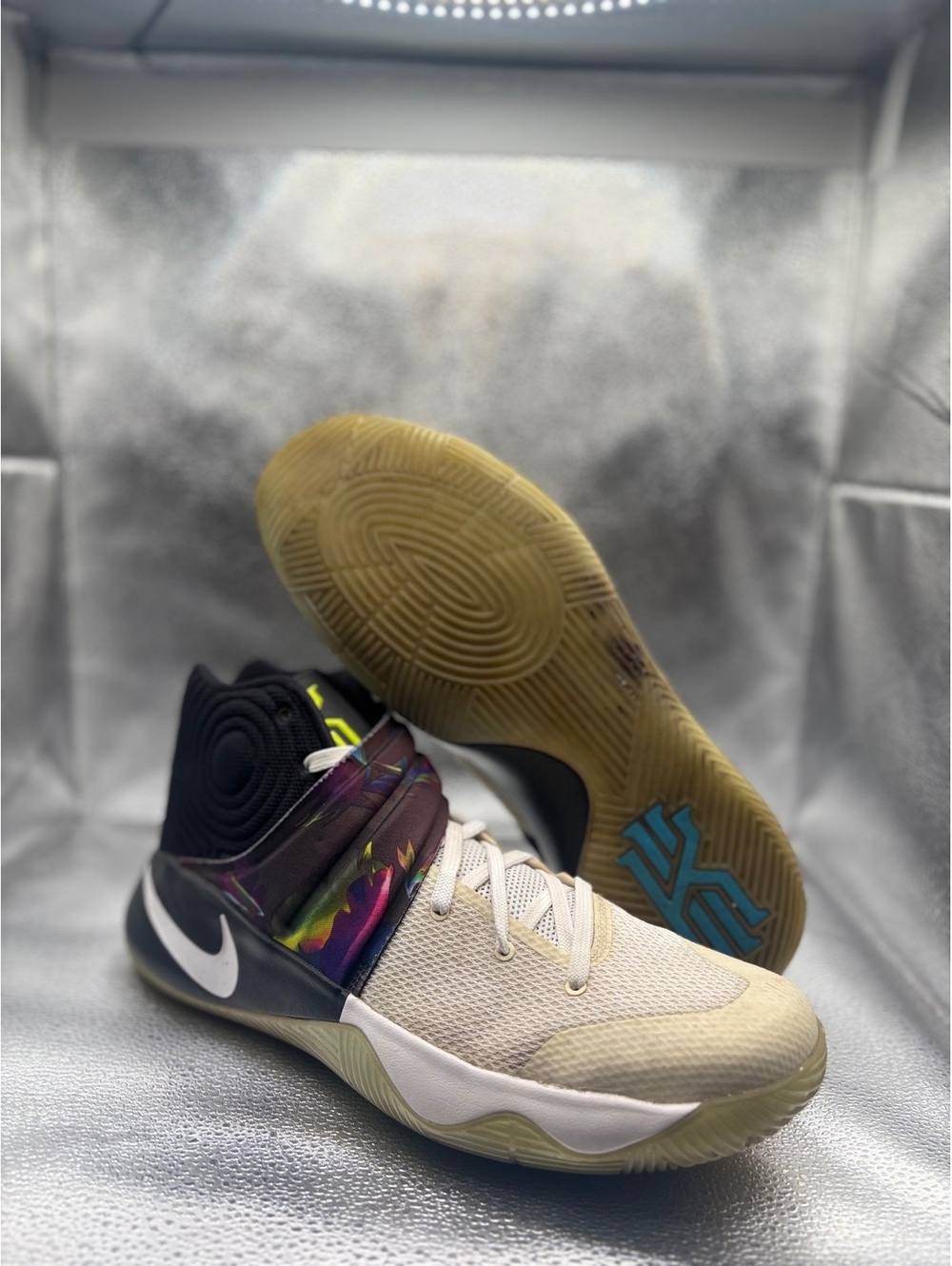Nike kyrie 2 parade basketball sneaker